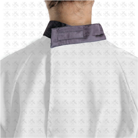 espalda delantal clinico blanco cuello redondo negro